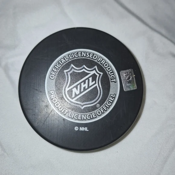 Vancouver Canucks Hockey Puck - Picture 3 of 3